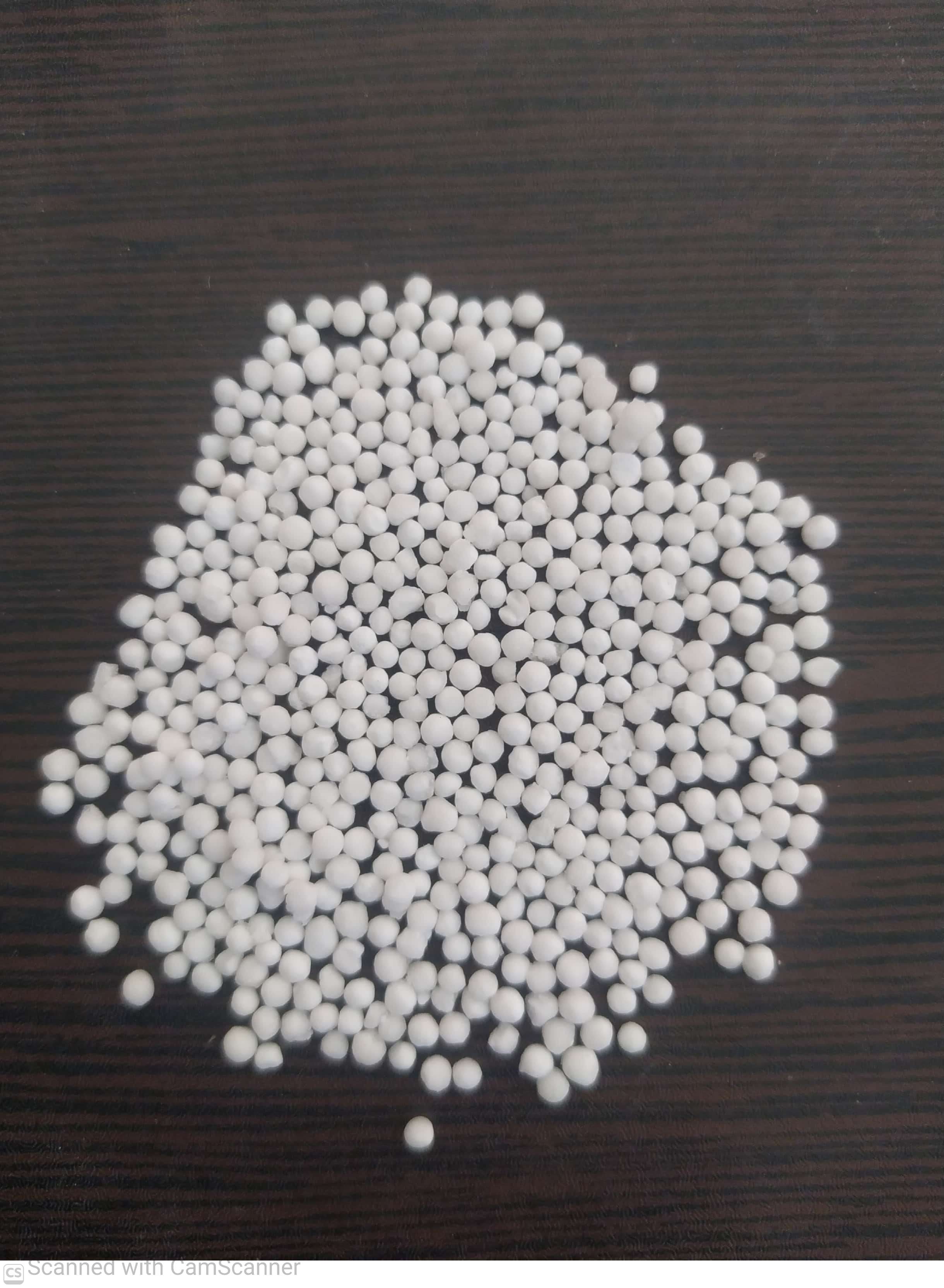 نشاسته ساگو دانه یا سایو دانه ملایی